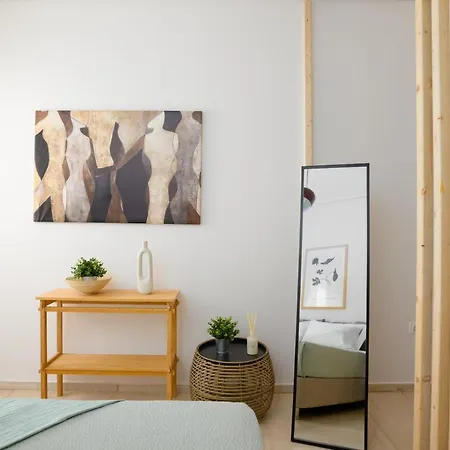 H Experience - Funky 1bd In Vibrant Nea Smirni Daire