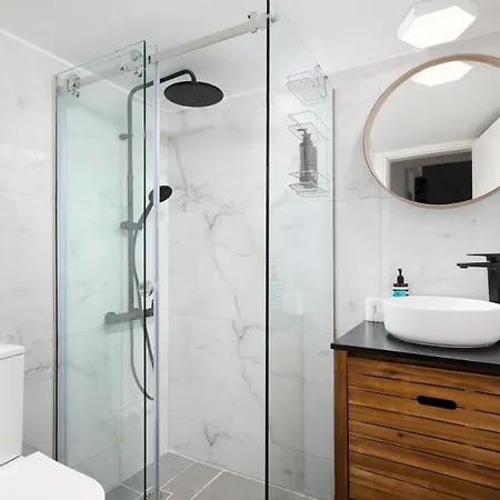 Daire H Experience - Funky 1bd In Vibrant Nea Smirni Atina
